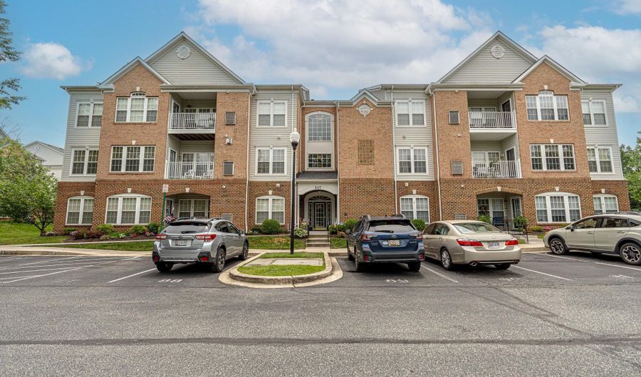 207 KINGS CROSSING Cir 1C, Bel Air, MD 21014 - 2 Beds, 2 Bath