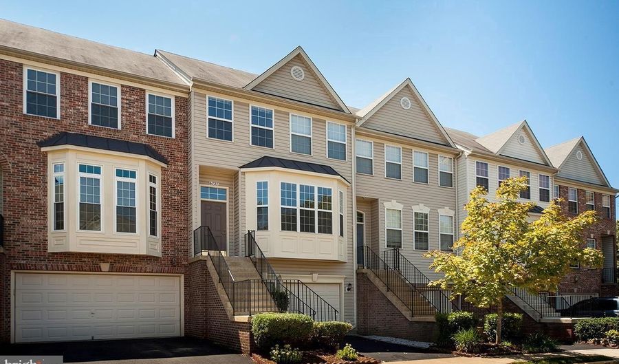 6727 SULLIVAN Way, Alexandria, VA 22315 - 3 Beds, 4 Bath