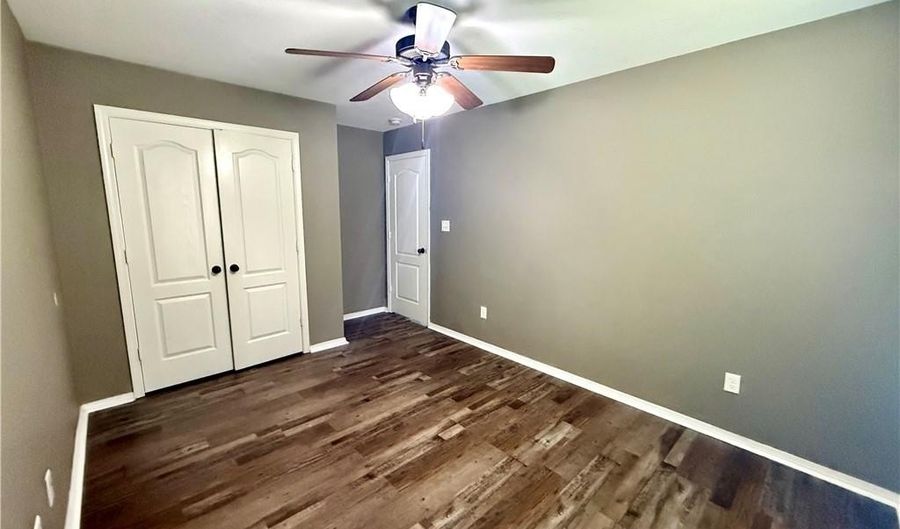 1670 Courtney Ln, Alma, AR 72921 - 3 Beds, 2 Bath