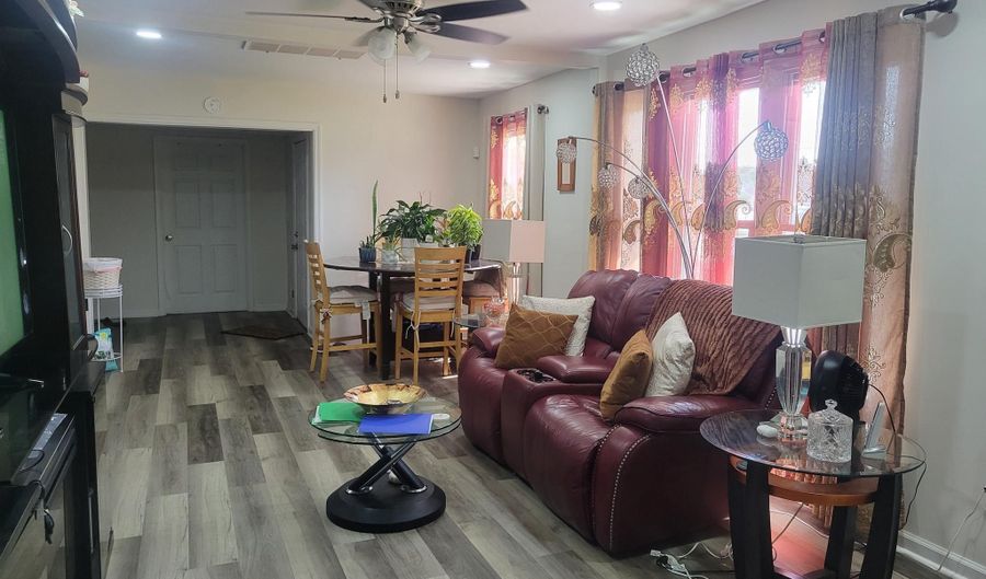 55 MCKEE Rd, Dover, DE 19904 - 4 Beds, 2 Bath