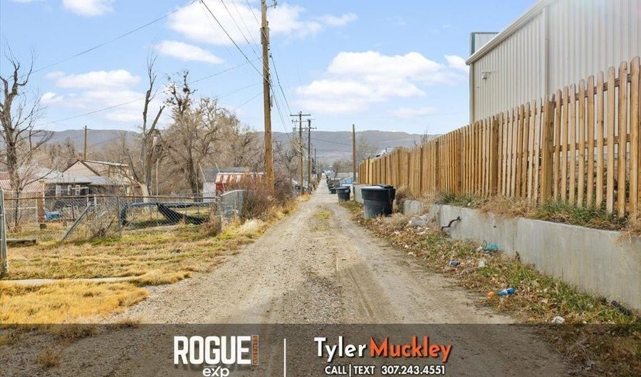 1416 S Jackson, Casper, WY 82601 - 4 Beds, 2 Bath