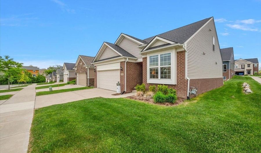 2765 Polson St, Ann Arbor, MI 48105 - 3 Beds, 4 Bath