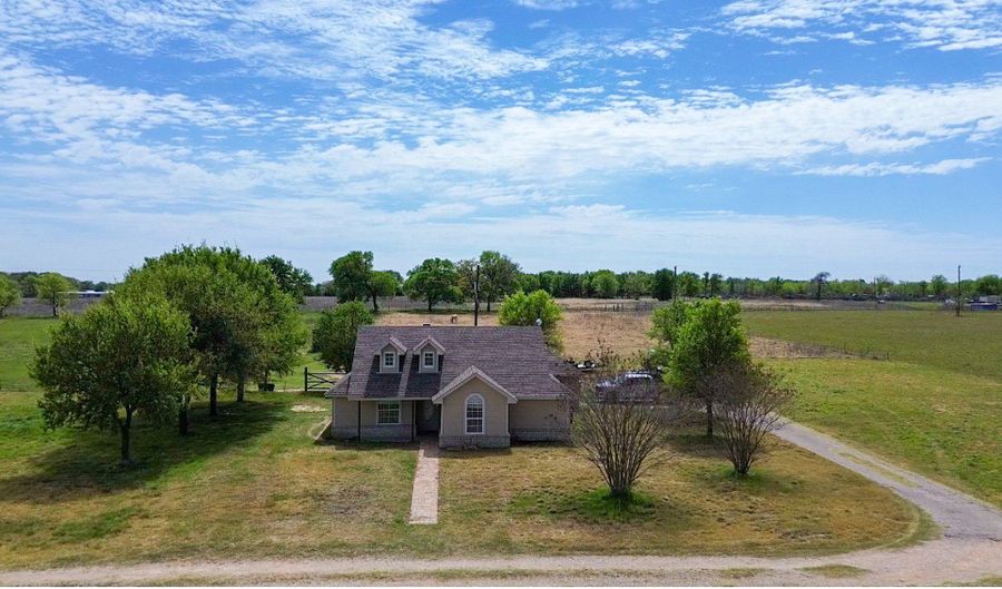 4773 Patton Lake Rd, Aquilla, TX 76622 - 3 Beds, 2 Bath