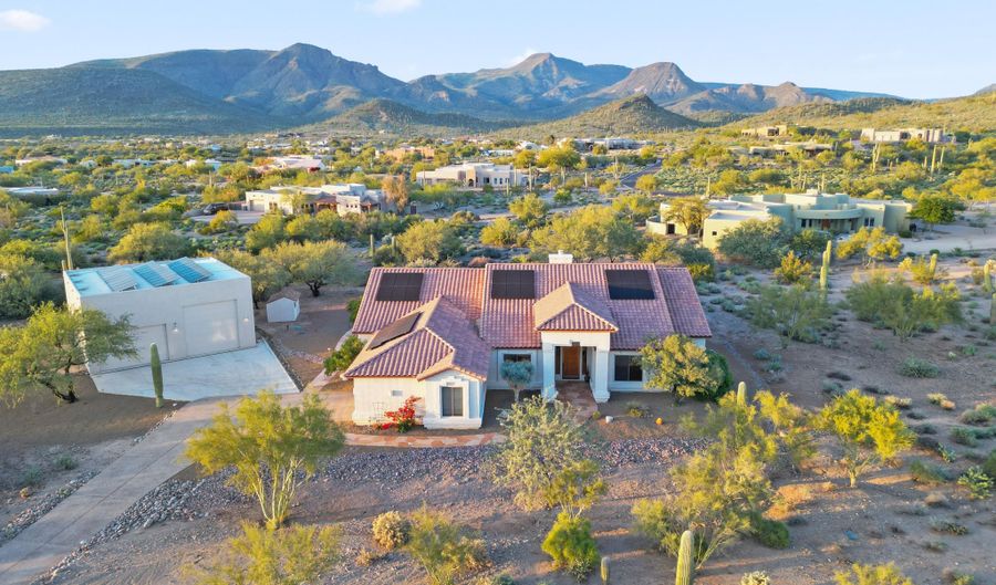 5894 E Hidden Springs Rd, Cave Creek, AZ 85331 - 4 Beds, 3 Bath