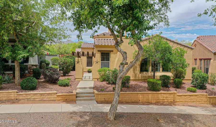 3950 N EDITH Way, Buckeye, AZ 85396 - 3 Beds, 2 Bath