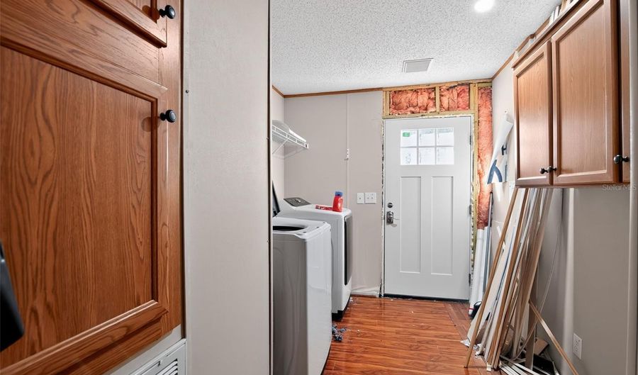 10490 NE 120TH St, Archer, FL 32618 - 4 Beds, 2 Bath