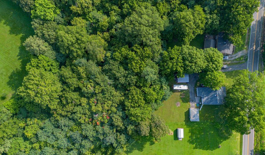6700 State Route 80 E, Arlington, KY 42021 - 2 Beds, 1 Bath