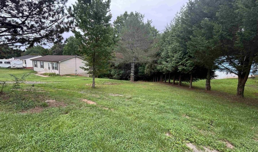 824 Flamingo Rd, Bassett, VA 24055 - 3 Beds, 1 Bath