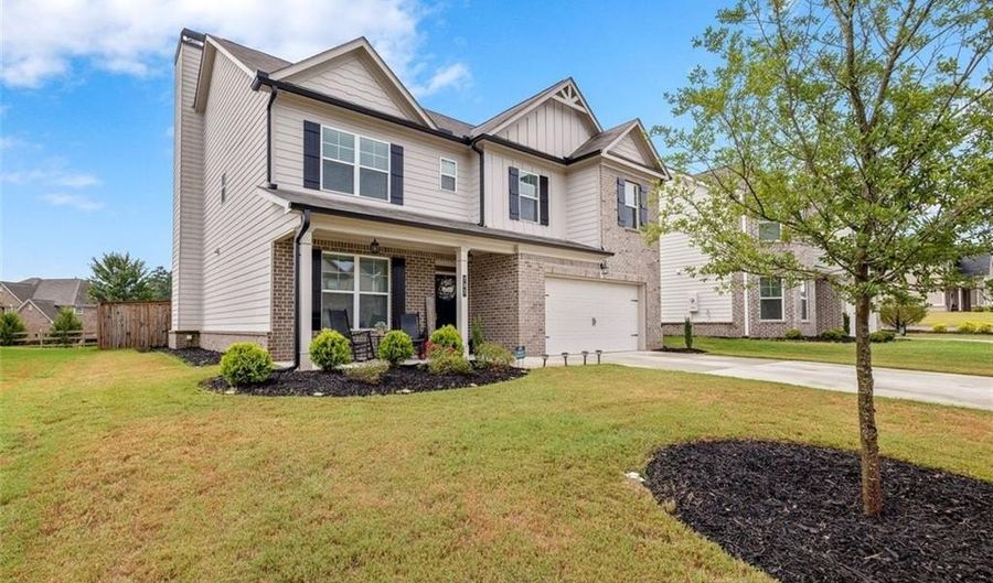 702 Eagles Nest Cir, Auburn, GA 30011 - 4 Beds, 3 Bath