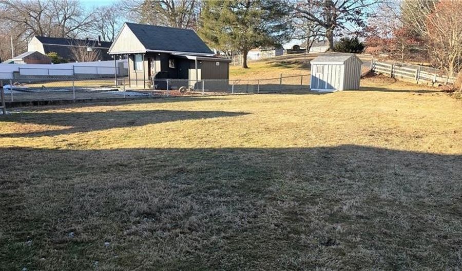 20 Intervale Ave, North Providence, RI 02911 - 2 Beds, 2 Bath