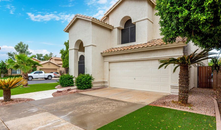 3864 S IVY Ct, Chandler, AZ 85248 - 3 Beds, 3 Bath