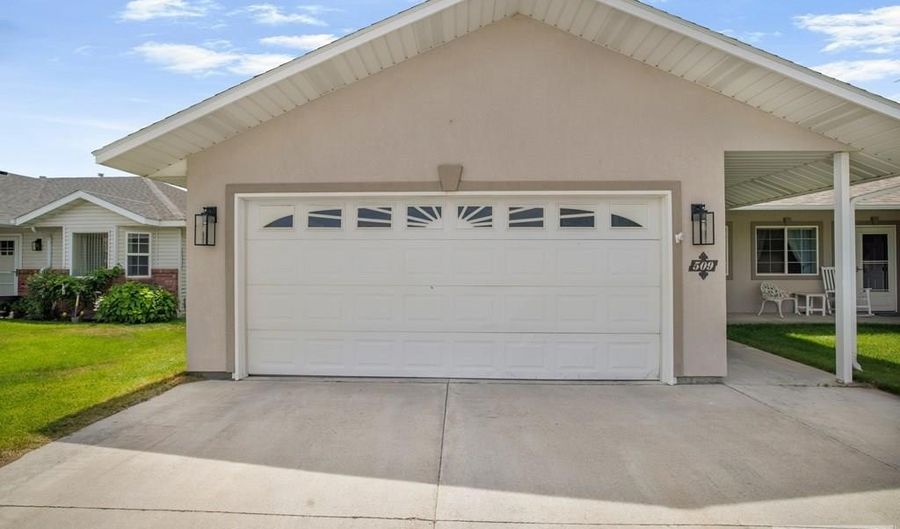 509 Gwen Loop, Blackfoot, ID 83221 - 2 Beds, 2 Bath