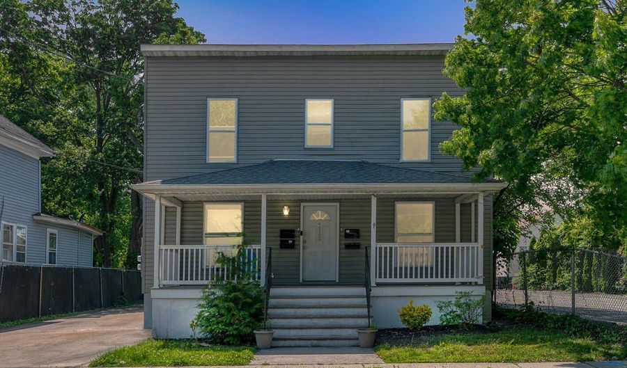 135 Borden Ave, Asbury Park, NJ 07712 - 4 Beds, 4 Bath