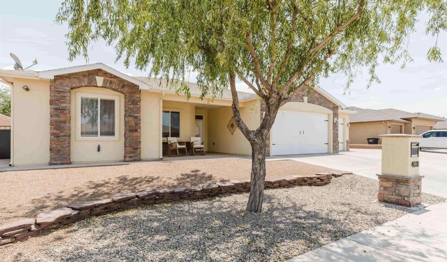 4030 Playa Del Rey Dr, Alamogordo, NM 88310 - 3 Beds, 3 Bath