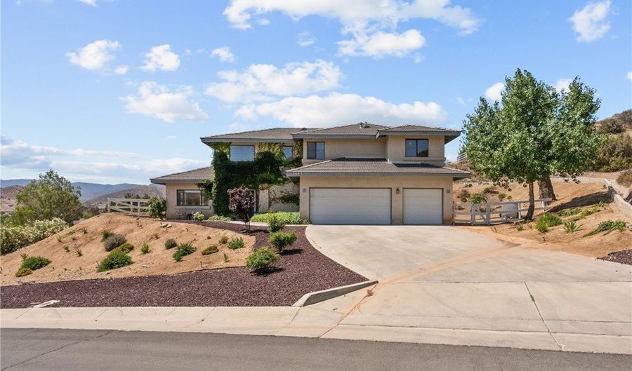 2680 Kashmere Canyon Rd, Acton, CA 93510 - 4 Beds, 3 Bath