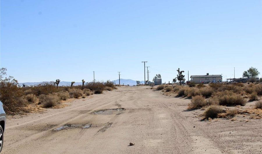 20999 Bella Vista Dr, El Mirage, CA 92301 - 0 Beds, 0 Bath