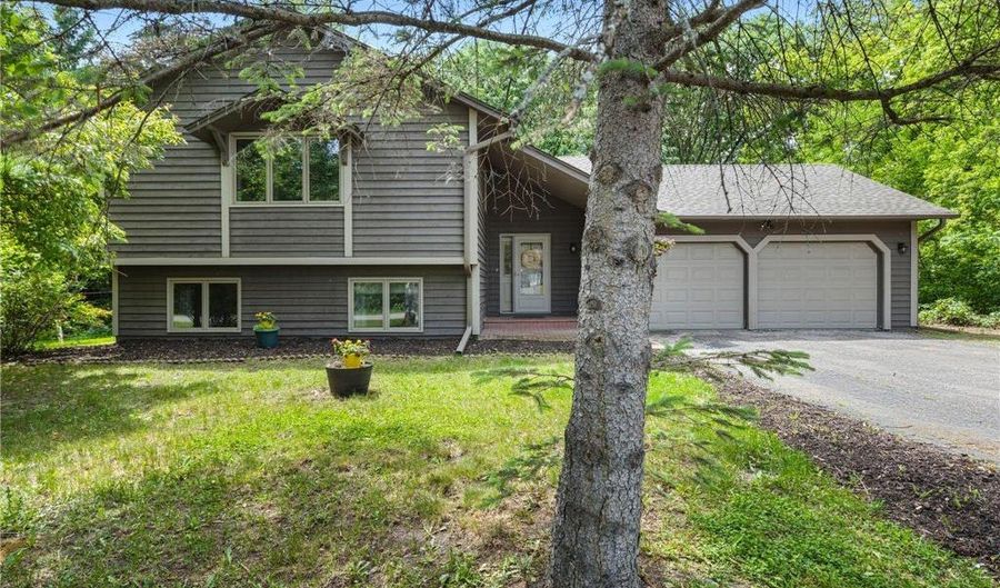 15144 Fox St NW, Andover, MN 55304 - 3 Beds, 2 Bath