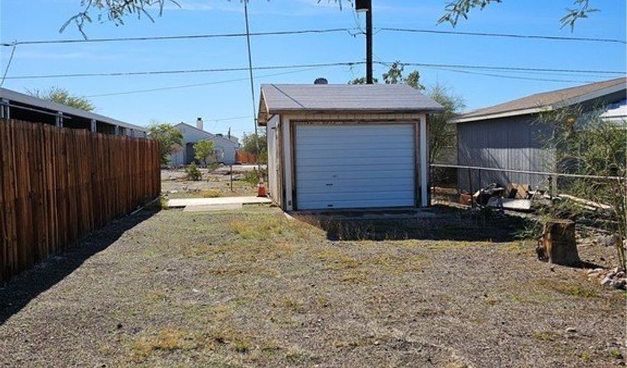 962 Surf Spray Dr, Bullhead City, AZ 86442 - 2 Beds, 2 Bath