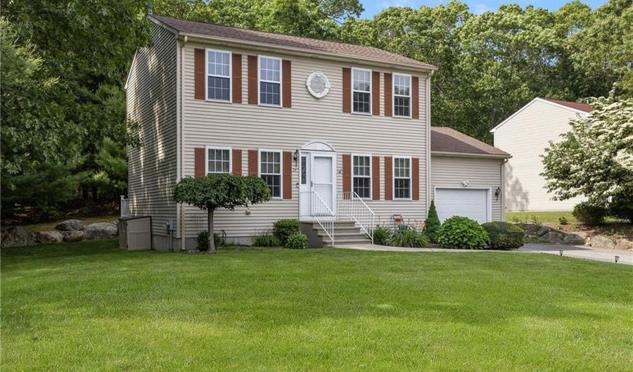 24 Cobblestone Ter, Coventry, RI 02816 - 3 Beds, 3 Bath