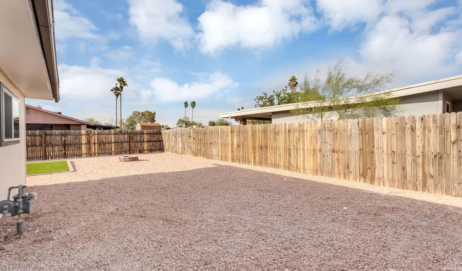 800 E MELROSE Dr, Casa Grande, AZ 85122 - 3 Beds, 2 Bath