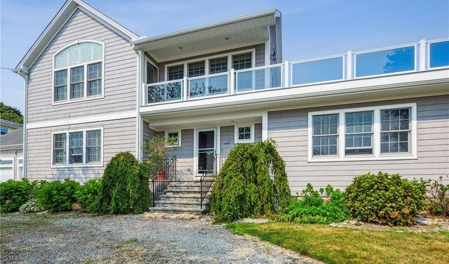 18 Anawan Ave, Narragansett, RI 02882 - 3 Beds, 3 Bath