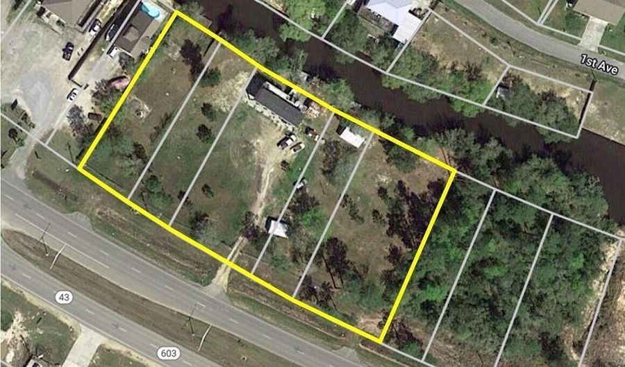 10374 Ms-603, Bay St. Louis, MS 39520 - 2 Beds, 1 Bath