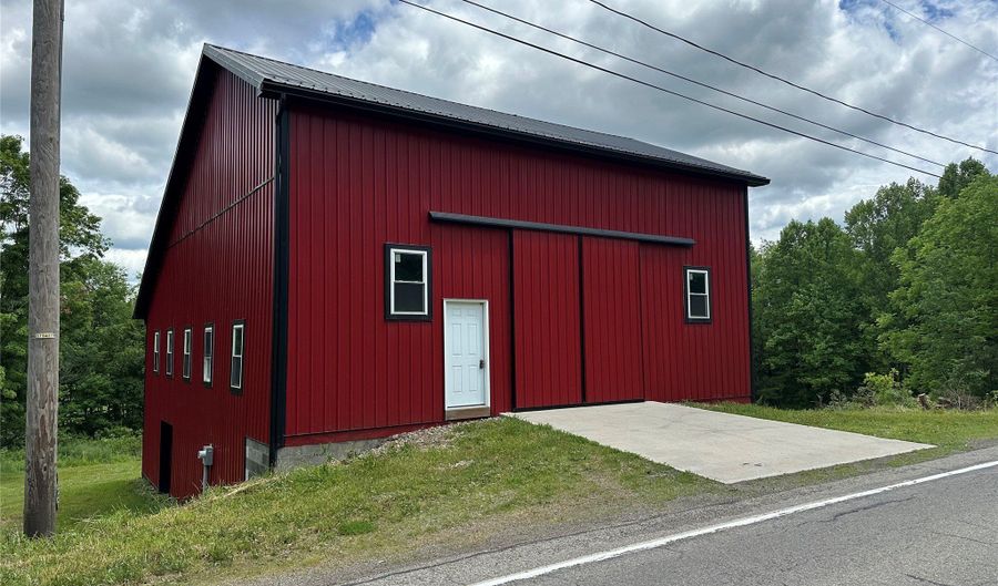 2320 18 Hwy, Adamsville, PA 16110 - 0 Beds, 0 Bath