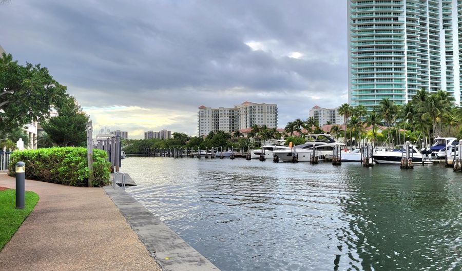 19707 TURNBERRY Way 14D, Aventura, FL 33180 - 2 Beds, 2 Bath