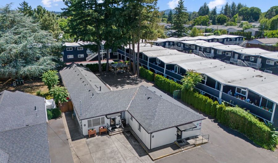 6160 SW HALL Blvd, Beaverton, OR 97008 - 7 Beds, 2 Bath
