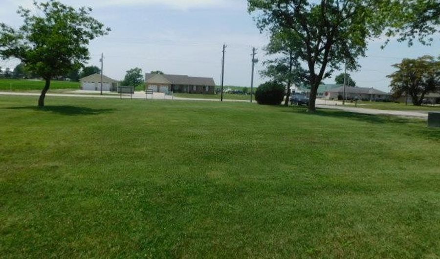 8004 S 4th St, Breese, IL 62230 - 0 Beds, 0 Bath