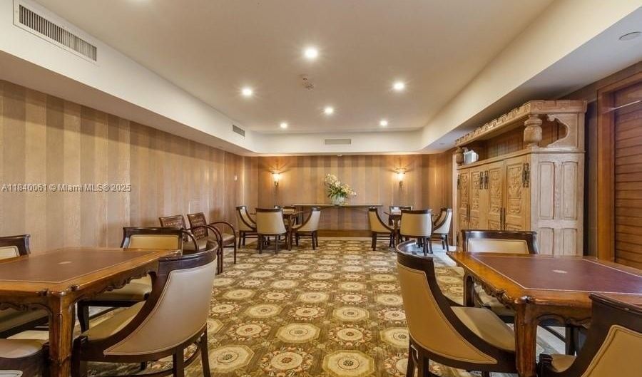 19707 Turnberry Way 15B, Aventura, FL 33180 - 2 Beds, 2 Bath