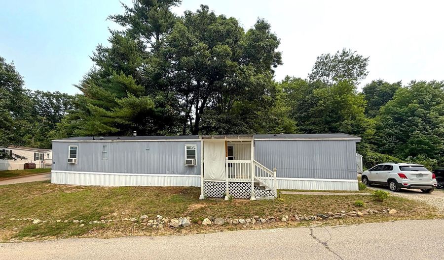26 Edgewood Dr, Allenstown, NH 03275 - 3 Beds, 2 Bath