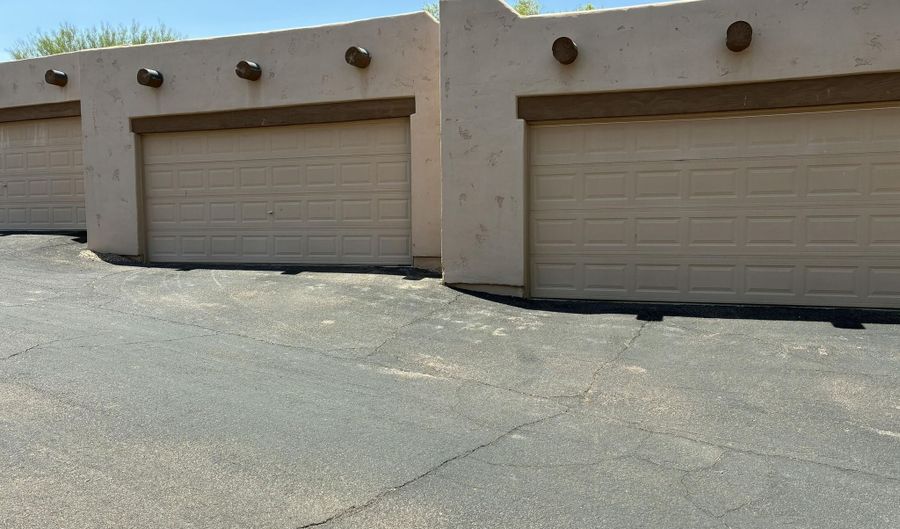 38065 N CAVE CREEK Rd 2, Cave Creek, AZ 85331 - 3 Beds, 3 Bath