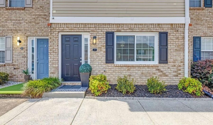 9 Princeton Place Dr, Adairsville, GA 30103 - 2 Beds, 3 Bath