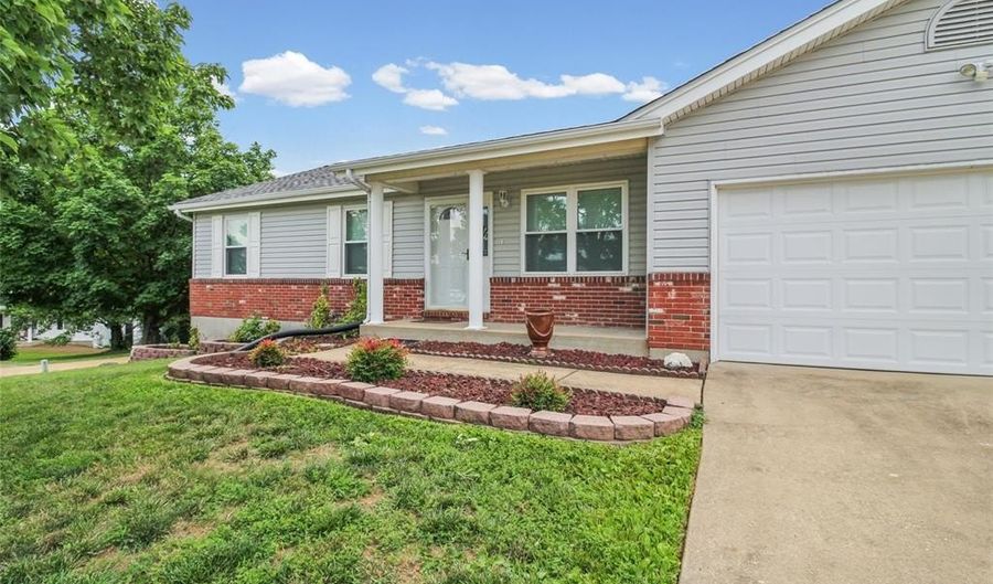 3532 Saint Francis Dr, Arnold, MO 63010 - 3 Beds, 3 Bath