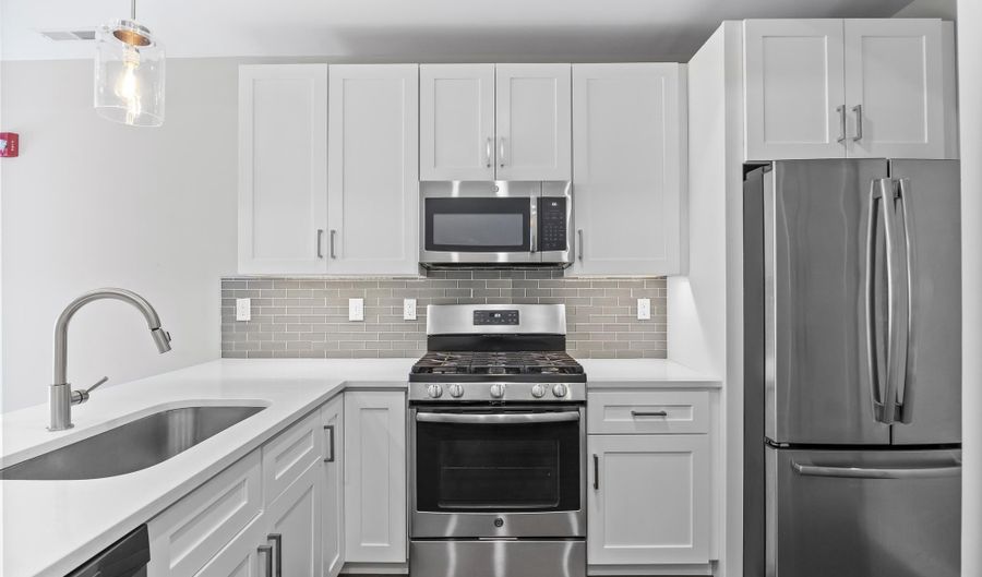 1906 E HAGERT St C, Philadelphia, PA 19125 - 2 Beds, 3 Bath