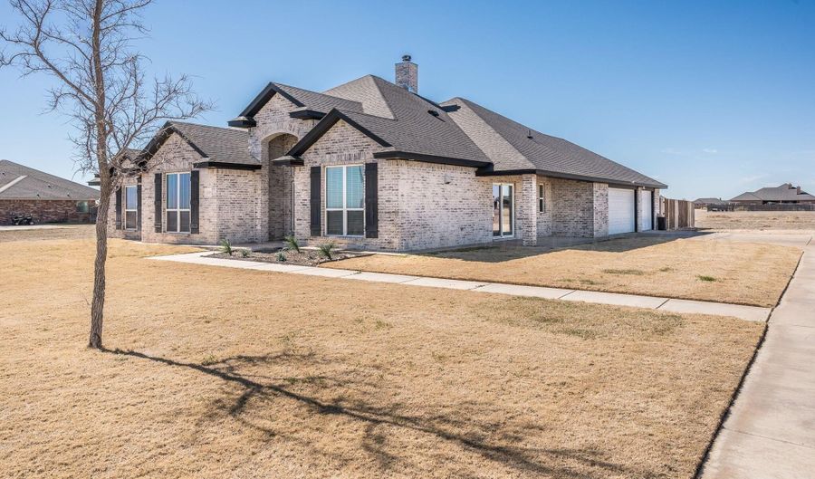 5350 S Blessen Rd, Amarillo, TX 79119 - 4 Beds, 2 Bath