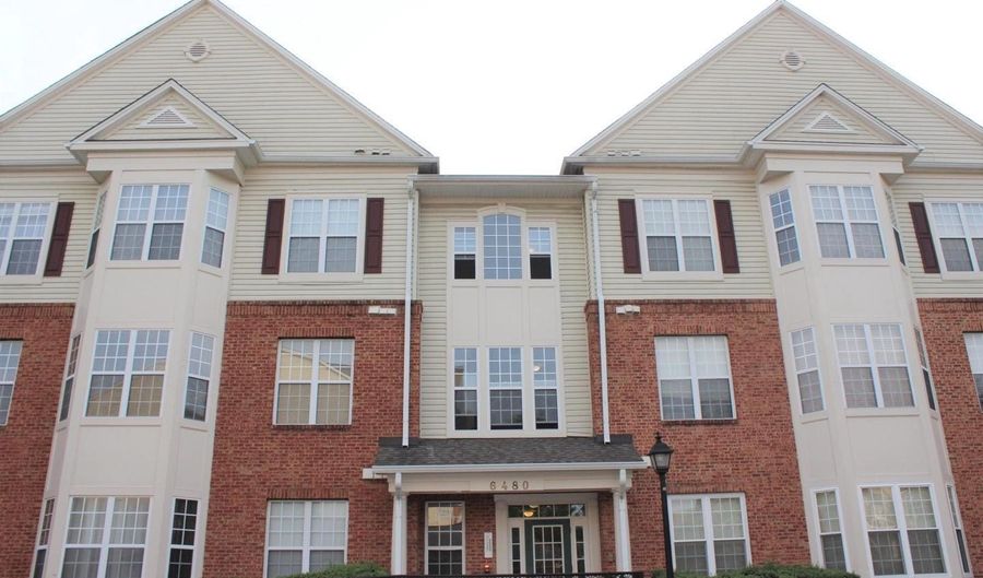 6480 CHEYENNE Dr 201, Alexandria, VA 22312 - 2 Beds, 2 Bath