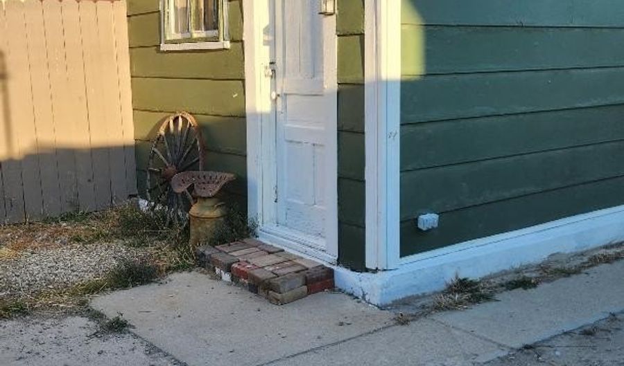 1020 Park Ave, Anaconda, MT 59711 - 2 Beds, 1 Bath