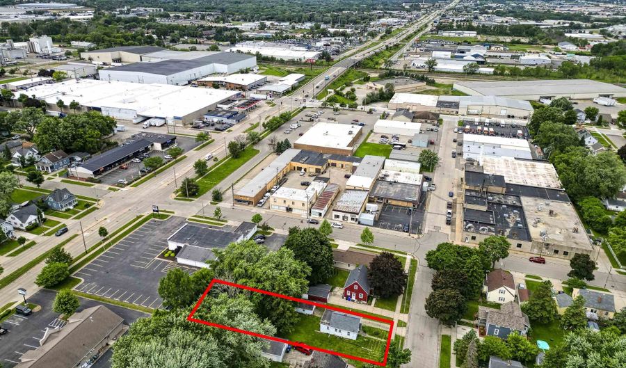 1513 W WASHINGTON St, Appleton, WI 54914 - 2 Beds, 1 Bath
