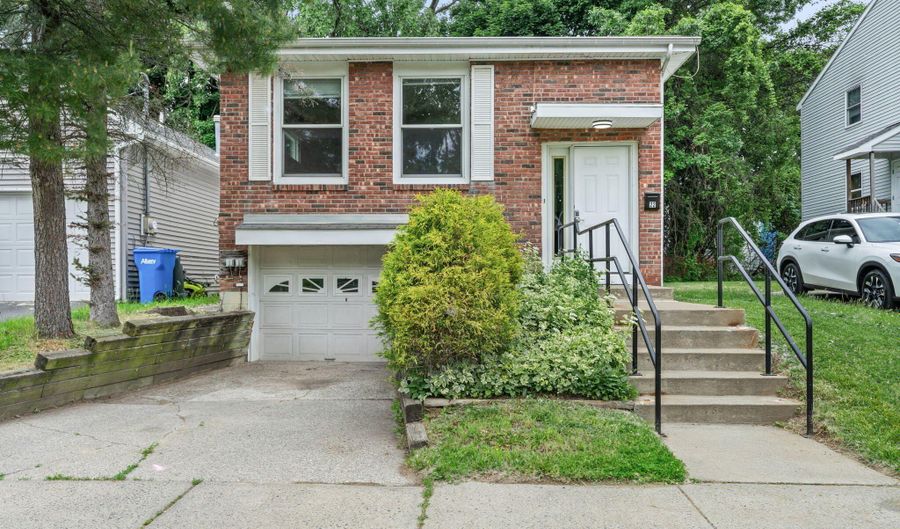 22 View Ave, Albany, NY 12209 - 3 Beds, 2 Bath