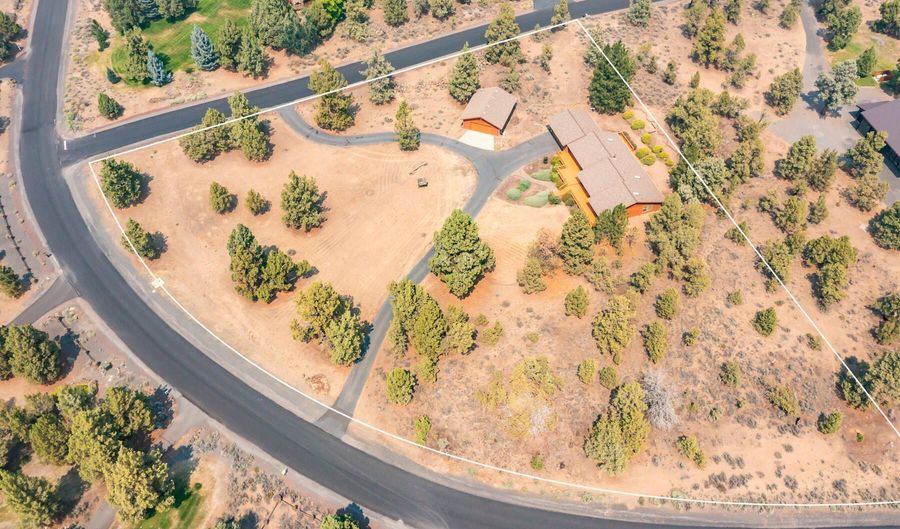 64502 McGrath Rd, Bend, OR 97701 - 3 Beds, 2 Bath