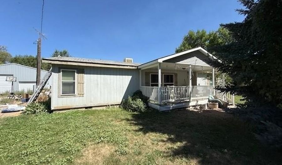 145 147 N 500 W, Blackfoot, ID 83221 - 4 Beds, 3 Bath