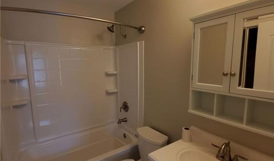 3090 Walnut Creek Dr, Alpharetta, GA 30005 - 4 Beds, 4 Bath