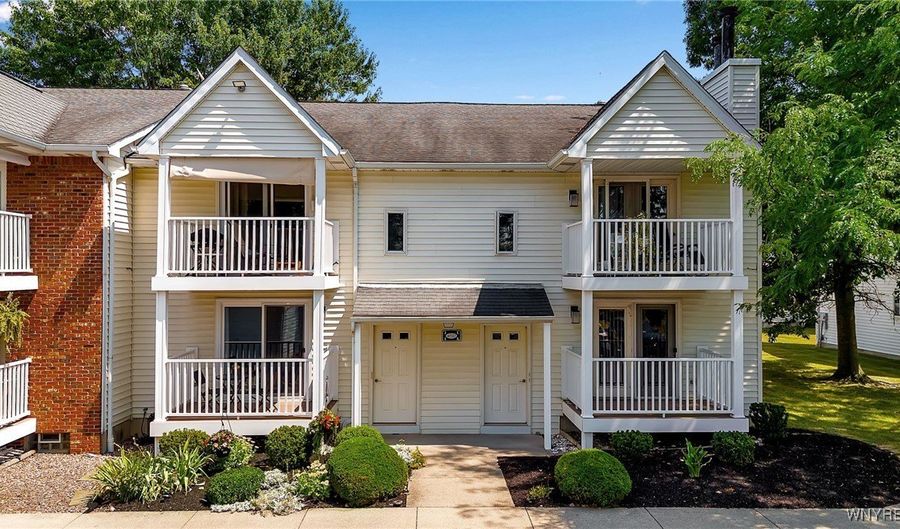 4607 Chestnut Ridge Rd I, Amherst, NY 14228 - 2 Beds, 2 Bath