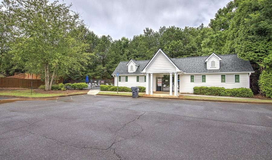 4477 Black Hills Dr NW, Acworth, GA 30101 - 3 Beds, 3 Bath
