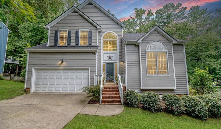 1307 Chenworth Dr, Apex, NC 27502 - 4 Beds, 3 Bath