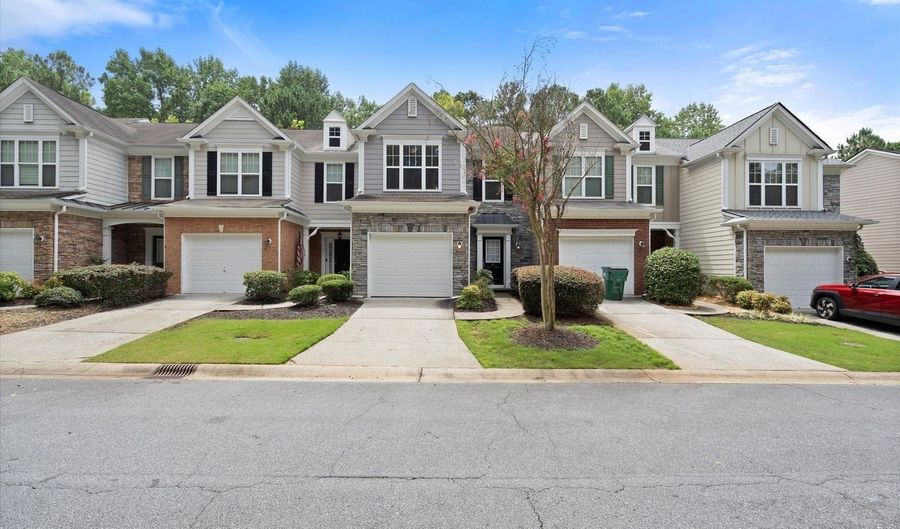 121 Finsbury Ln, Woodstock, GA 30188 - 3 Beds, 3 Bath