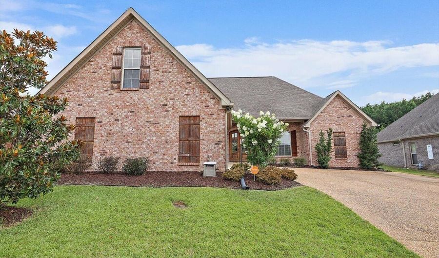 244 Hidden Hills Pkwy, Brandon, MS 39047 - 4 Beds, 3 Bath