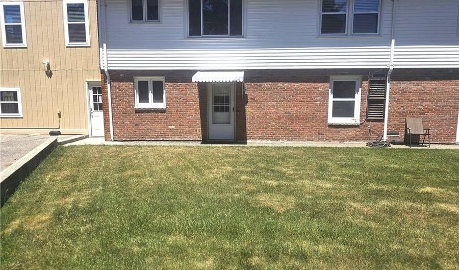 124 Jane St B, North Providence, RI 02904 - 2 Beds, 1 Bath